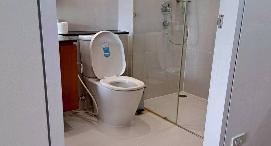 For rent 1 bed condo in Sathon, Bangkok