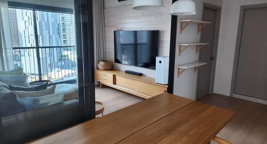 For rent 1 bed condo in Khlong Toei, Bangkok