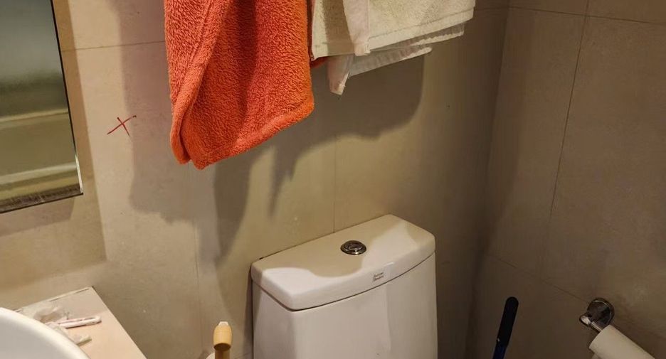 For rent 1 bed condo in Khlong Toei, Bangkok