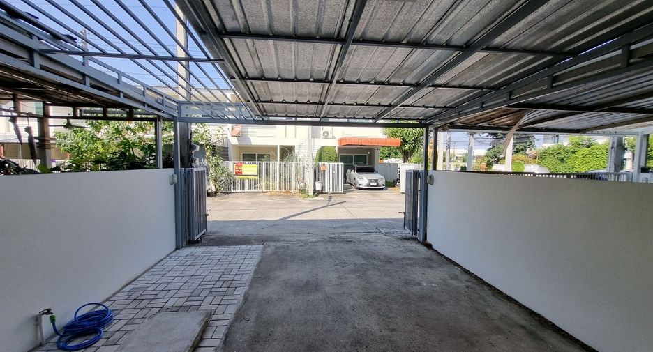 For sale 2 bedrooms house in Mueang Chiang Mai, Chiang Mai