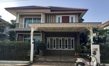 À louer 4 chambres maison à San Kamphaeng, Chiang Mai