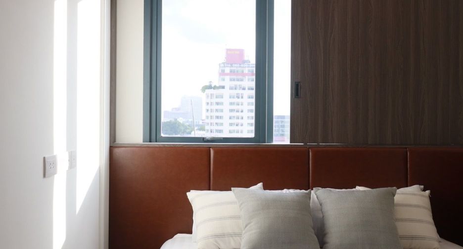 For rent 2 bedrooms condo in Bang Na, Bangkok