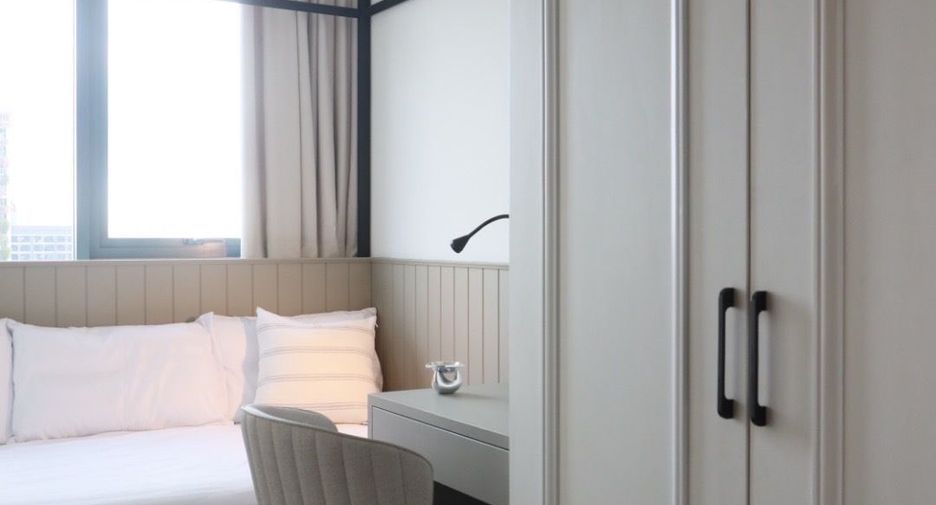 For rent 2 bedrooms condo in Bang Na, Bangkok