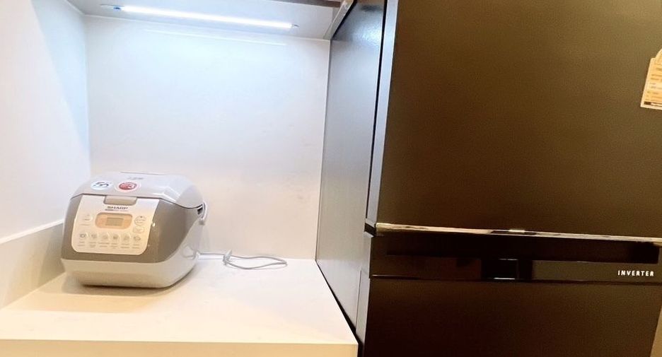For rent 1 bed condo in Huai Khwang, Bangkok