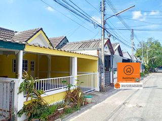 Casa adosada en alquiler de 2 habitaciones en Si Racha, Chonburi