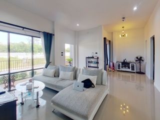 For sale 3 bedrooms house in San Kamphaeng, Chiang Mai
