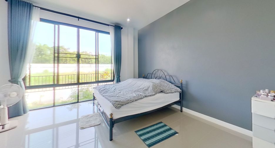 Casa en venta de 3 habitaciones en San Kamphaeng, Chiang Mai