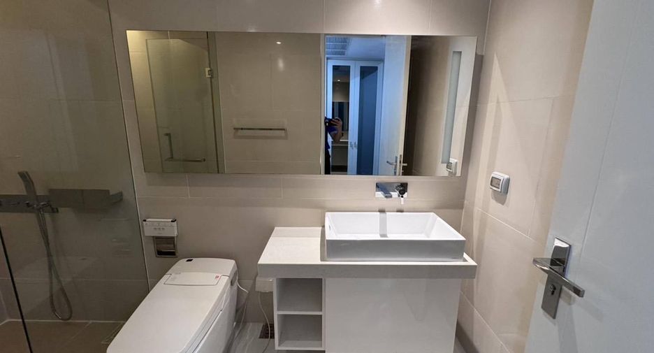 For rent 1 bed condo in Sathon, Bangkok