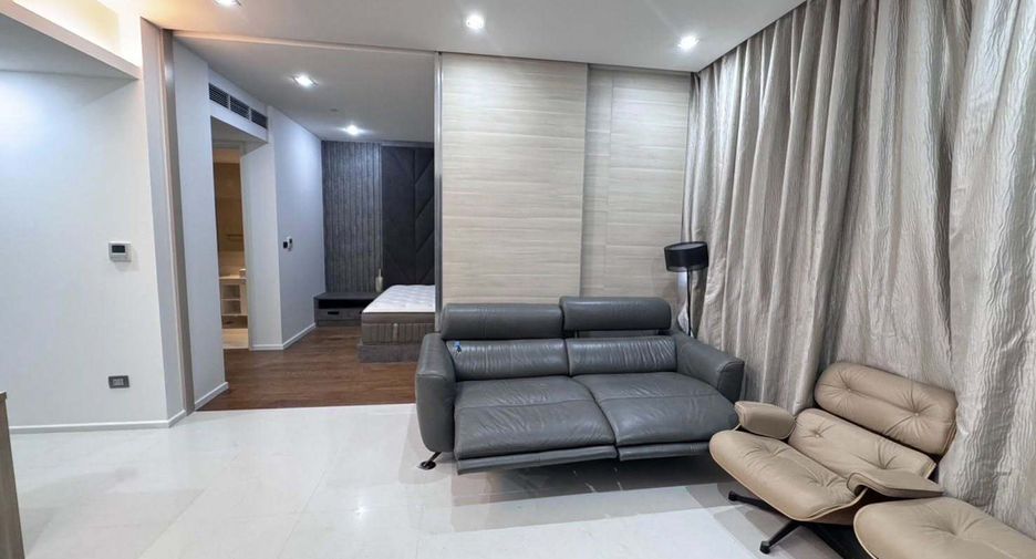 For rent 1 bed condo in Sathon, Bangkok