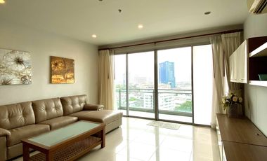 For rent 3 bedrooms condo in Yan Nawa, Bangkok