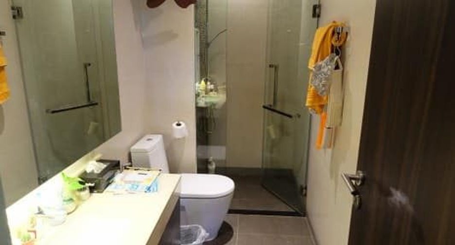 For sale 1 Beds condo in Khlong Toei, Bangkok