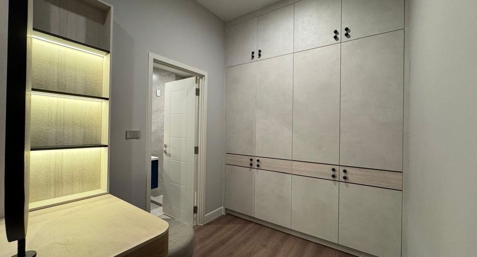 Haus zur Miete mit 4 Zimmer in Bang Phli, Samut Prakan
