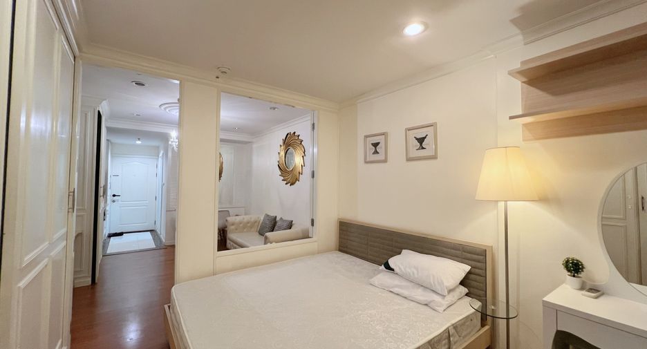 For rent 1 bed condo in Watthana, Bangkok