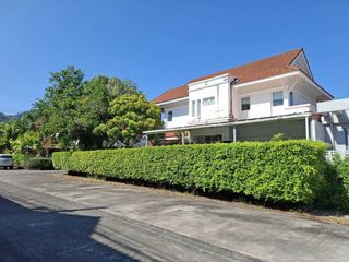 Haus zum Kauf mit 4 Zimmer in Mueang Phuket, Phuket