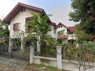 For Rent 7 Bedroom House In Mueang Chiang Mai