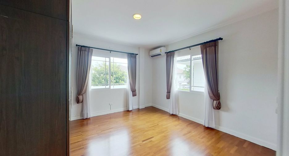 For sale 3 bedrooms house in Mueang Chiang Mai, Chiang Mai