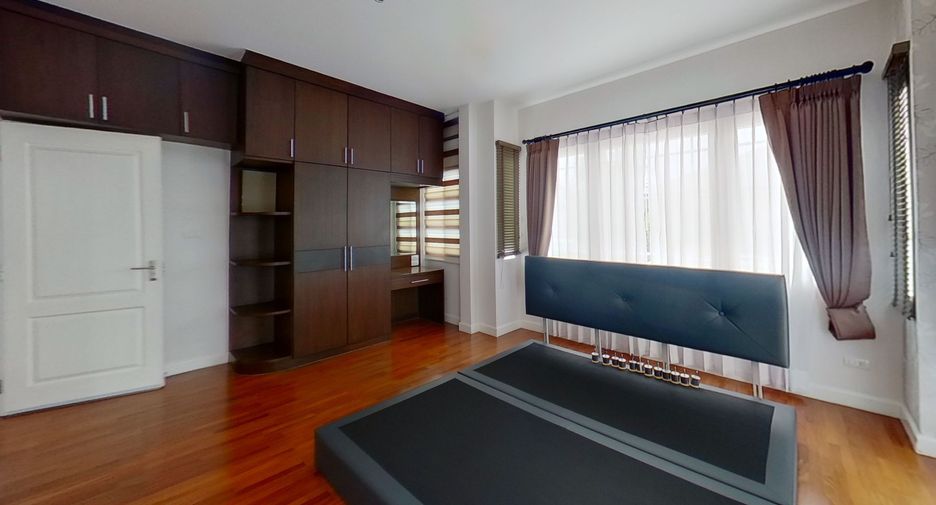 For sale 3 bedrooms house in Mueang Chiang Mai, Chiang Mai