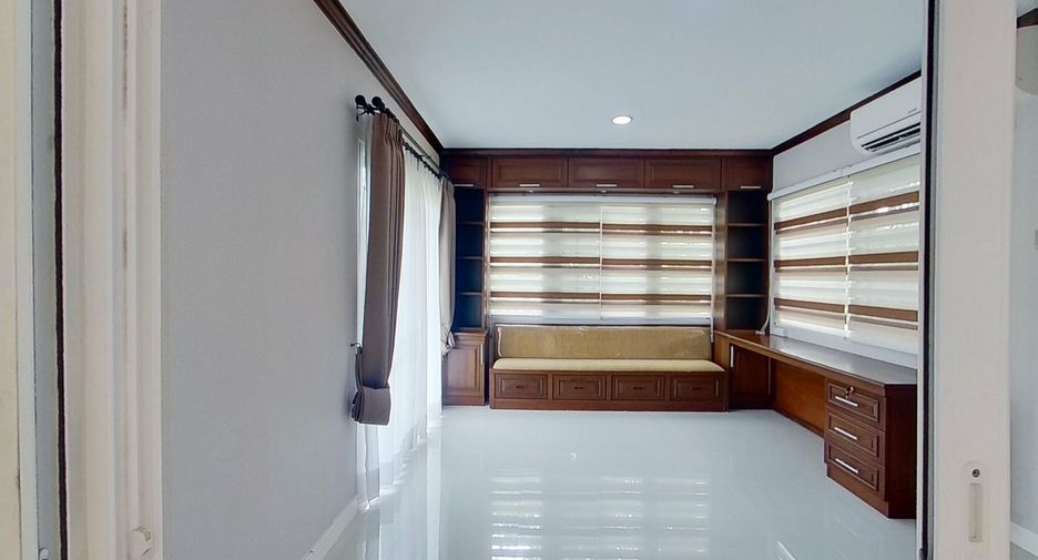 For sale 3 bedrooms house in Mueang Chiang Mai, Chiang Mai