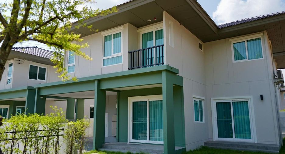 À louer 4 chambres maison à Mueang Phuket, Phuket