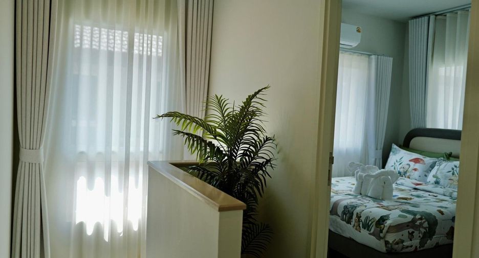 À louer 4 chambres maison à Mueang Phuket, Phuket