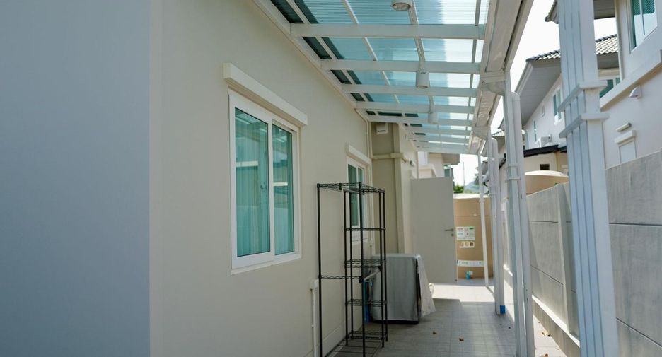 À louer 4 chambres maison à Mueang Phuket, Phuket