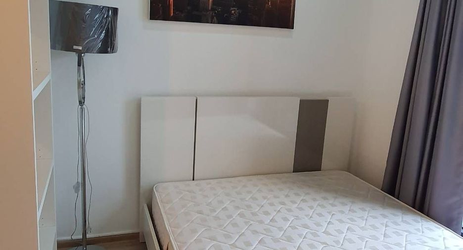 For rent スタジオ condo in Bang Rak, Bangkok