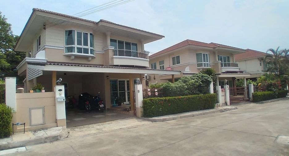 For sale 3 bedrooms house in Mueang Chiang Mai, Chiang Mai