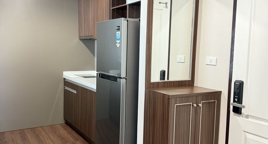 For sale 2 bedrooms condo in Bang Kapi, Bangkok