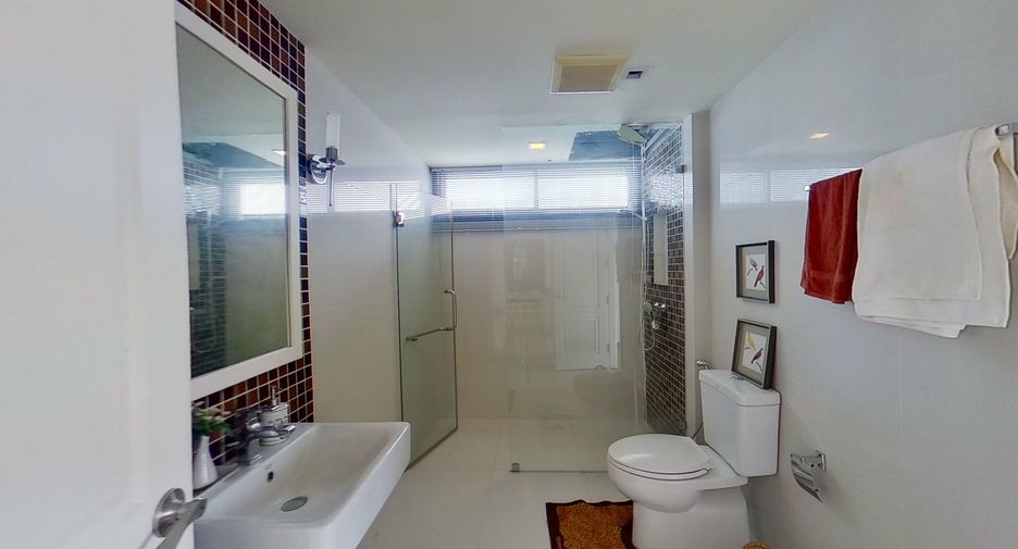 Wohnung zur Miete mit 3 Zimmer in Watthana, Bangkok