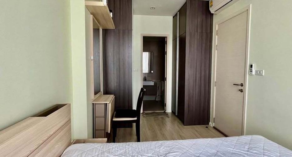 Wohnung zur Miete mit 1 Zimmer in Huai Khwang, Bangkok