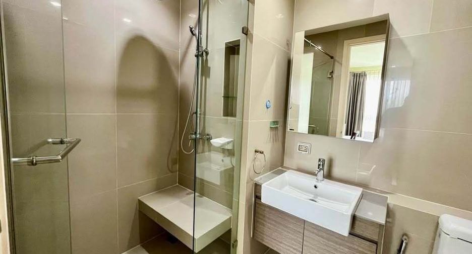 Wohnung zur Miete mit 1 Zimmer in Huai Khwang, Bangkok