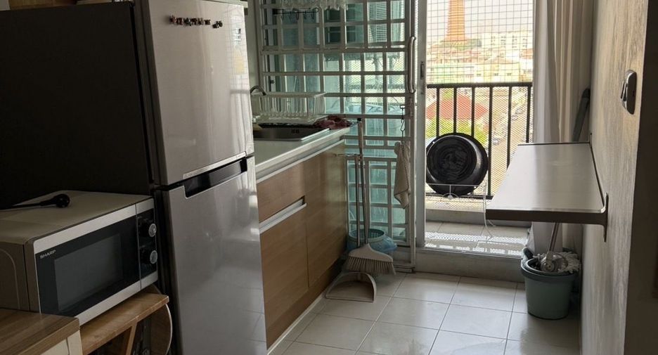 Wohnung zur Miete mit 1 Zimmer in Lat Phrao, Bangkok