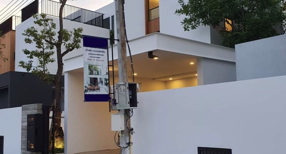 For sale 3 bedrooms villa in Mueang Chiang Mai, Chiang Mai