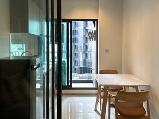 Продажа 1 кровать кондо в Хуаи Кхщанг, Бангкок
