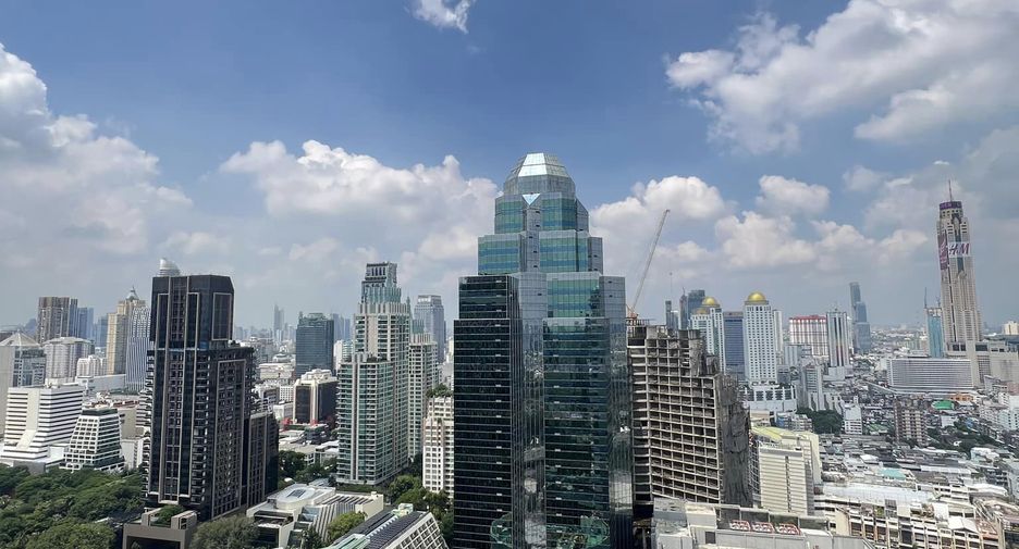 Condo en alquiler de 2 habitaciones en Watthana, Bangkok