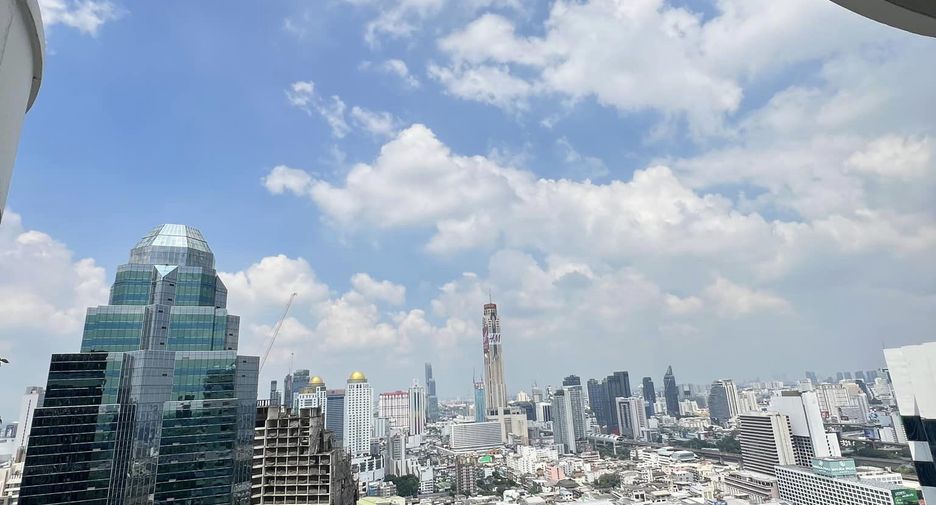 Condo en alquiler de 2 habitaciones en Watthana, Bangkok