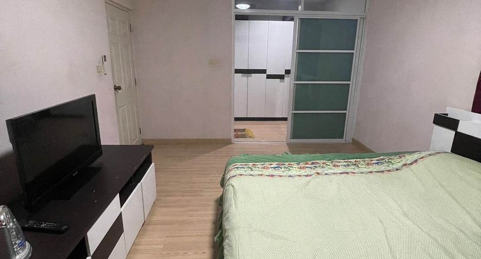 For sale 3 bedrooms villa in Hang Dong, Chiang Mai