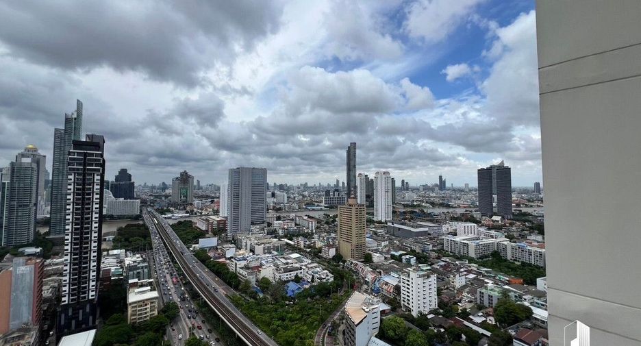 For rent 2 bedrooms condo in Khlong San, Bangkok