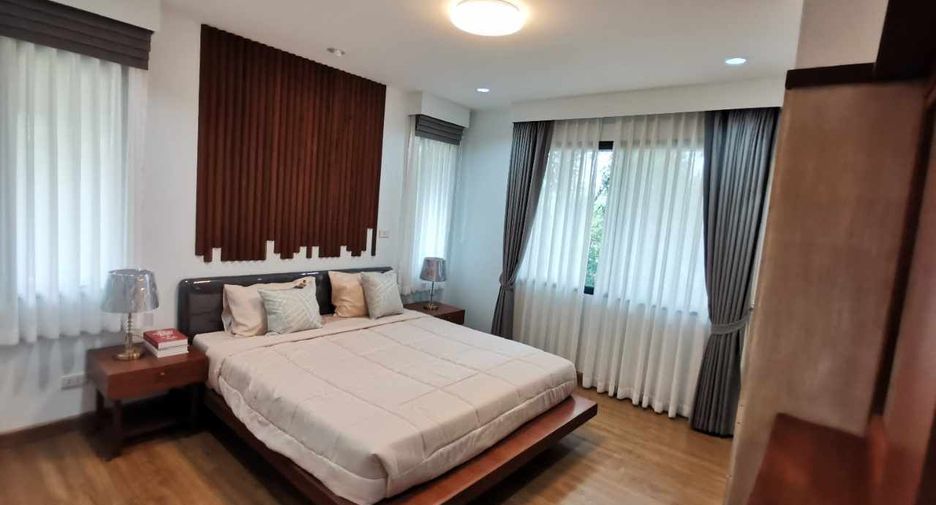 À vendre 4 chambres villa à Hang Dong, Chiang Mai
