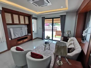 Villa en venta de 4 habitaciones en Hang Dong, Chiang Mai