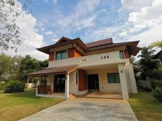 Villa en venta de 4 habitaciones en Hang Dong, Chiang Mai