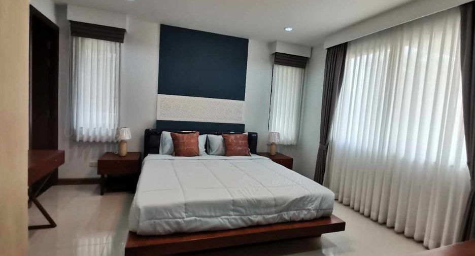 À vendre 4 chambres villa à Hang Dong, Chiang Mai