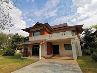 Villa en venta de 4 habitaciones en Hang Dong, Chiang Mai