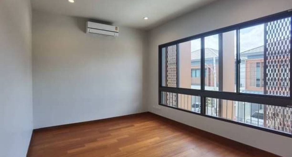 À vendre 4 chambres villa à Hang Dong, Chiang Mai