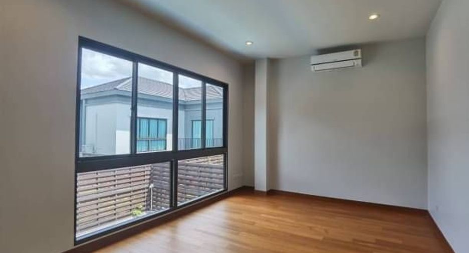 À vendre 4 chambres villa à Hang Dong, Chiang Mai