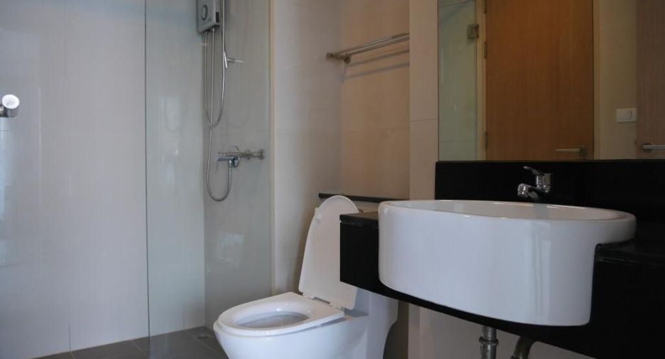 Продажа и аренда 1 кровать кондо в Щаттхана, Бангкок