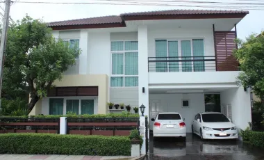 For rent 3 bedrooms house in Mueang Chiang Mai, Chiang Mai