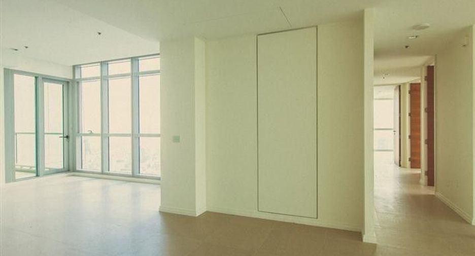 For rent 3 ベッドルーム condo in Sathon, Bangkok