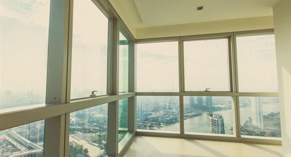 For rent 3 ベッドルーム condo in Sathon, Bangkok