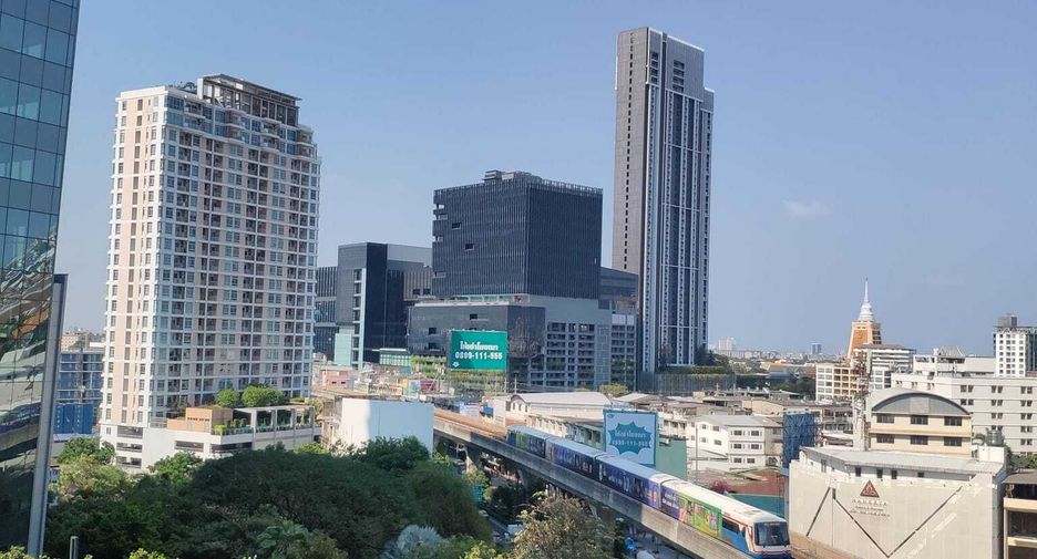 Condo en venta de 2 habitaciones en Bang Na, Bangkok
